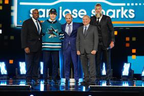 San Jose Sharks kot številko ena izbrali Macklina Celebrinija, Belorus Levšunov pisal zgodovino