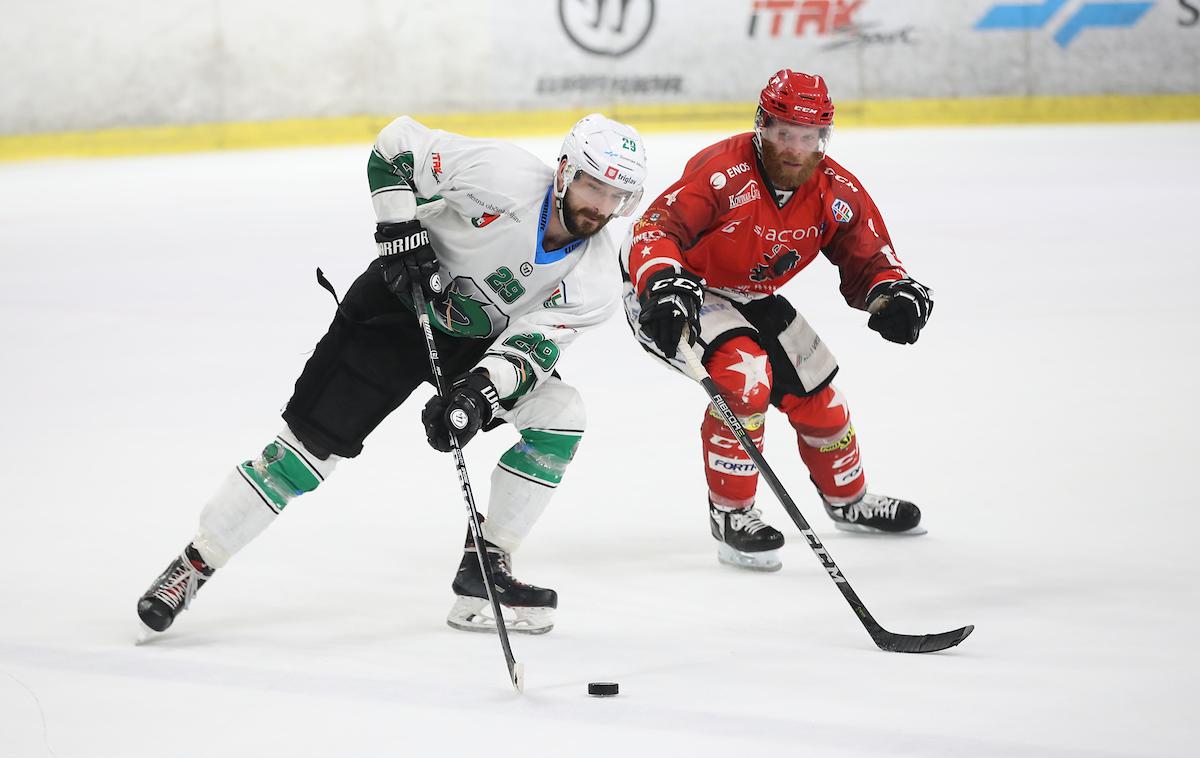 HK SŽ Olimpija - HDD Sij Acroni Jesenice, finale DP, druga tekma | Ljubljančani in Jeseničani bodo palice v sklopu nove sezone prvič prekrižali 24. avgusta. | Foto Matic Klanšek Velej/Sportida