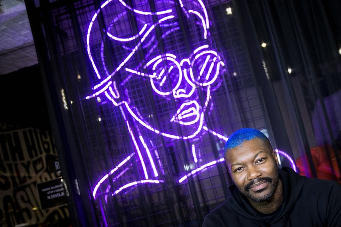 Djibril Cisse, nekdanji napadalec francoske nogometne reprezentance in angleškega Liverpoola, se te dni mudi v Sloveniji. Danes zvečer bo kot didžej nastopil v ljubljanskem klubu Cirkus. | Foto: Ana Kovač