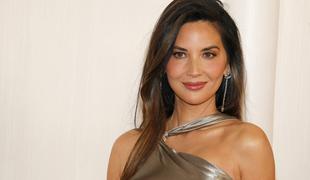 Igralka Olivia Munn v boju z rakom prestala peto operacijo