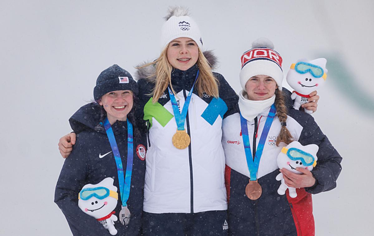 Taja Bodlaj | Taja Bodlaj se je z mladinskih olimpijskih iger vrnila z dvema zlatima medaljama. Najboljša je bila na posamični preizkušnji in skupaj z Ajdo Košnjek, Enejem Faletičem in Urbanom Šimnicem še na mešani ekipni tekmi.  | Foto Simon Bruty