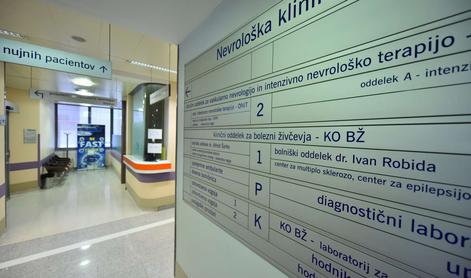 UKC: Kot kaže, se je zaposleni na nevrološki kliniki verbalno znesel nad bolnikom