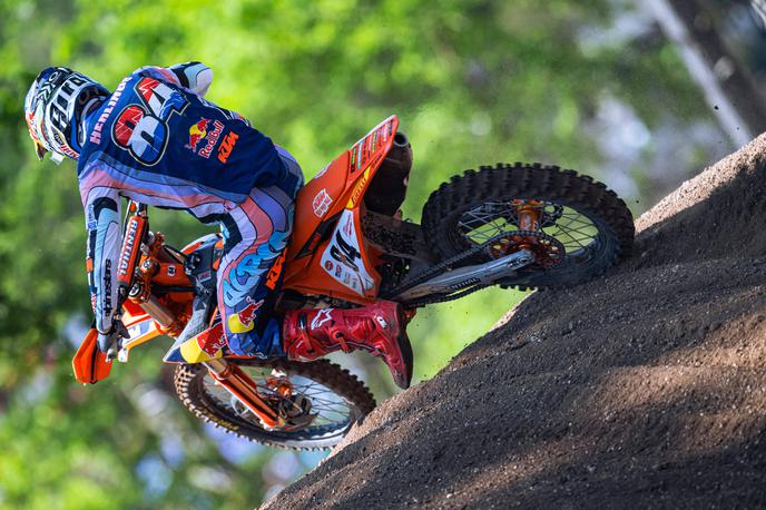 Galicija Jeffrey Herlings KTM | Jeffrey Herlings je na zadnjih treh dirkah nastopal po poškodbi reber. Štiri je imel počena oziroma zlomljena. | Foto Guliverimage