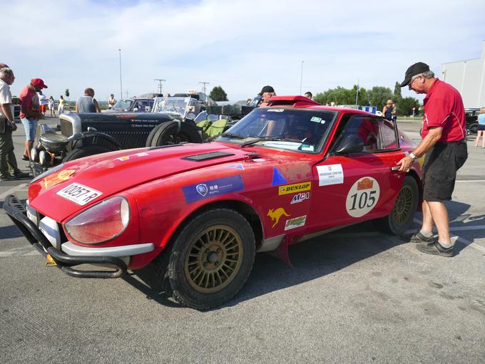 Zmagoviti datsun 240Z pred leti na poti med Pekingom in Parizom tudi v Sloveniji. | Foto: 