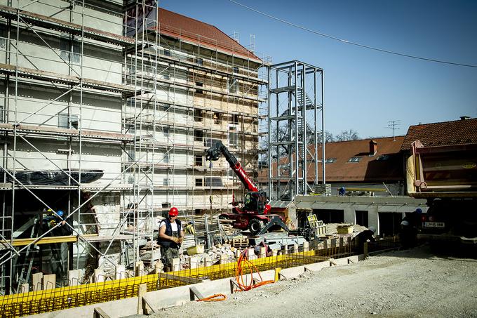 Ob vzpostavitvi Galerije Cukrarna bodo sem prenesli tudi dejavnost Jakopičeve galerije, Jakopičeva galerija pa bo namenjena predvsem predstavitvi izjemnih najdb iz rimske Emone, ki so bile na območju Ljubljane izkopane v zadnjih treh desetletjih in doslej niso imele primernega prostora za predstavitev. | Foto: Ana Kovač