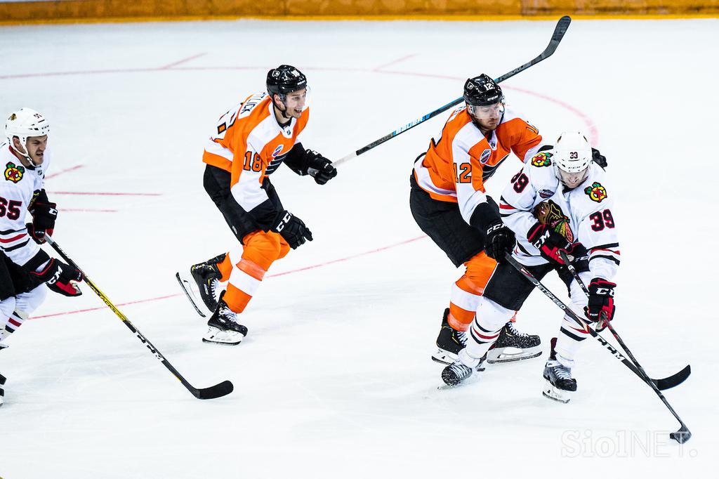 Chicago Blackhawks - Philadelphia Flyers NHL v Pragi 2019