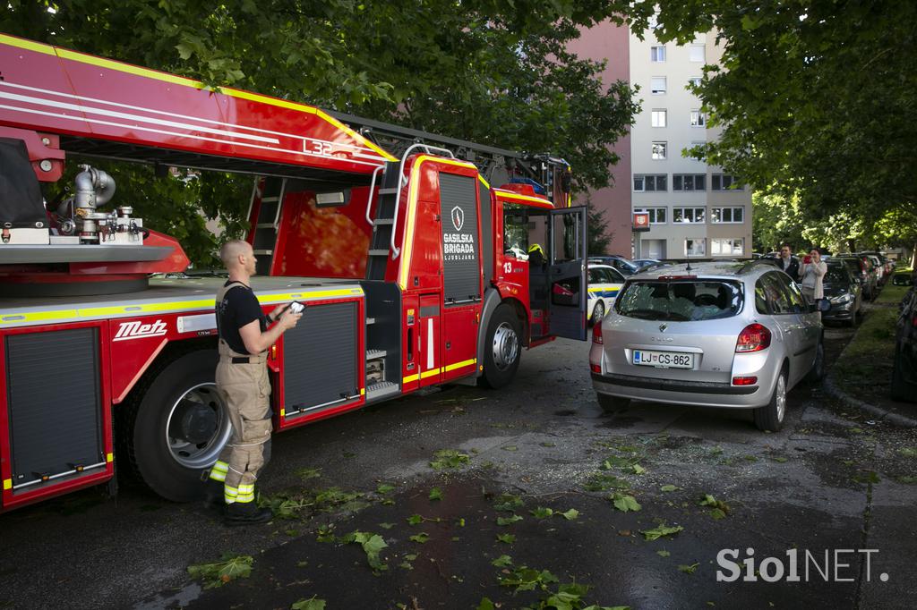 Posledice nočnega neurja v Ljubljani.