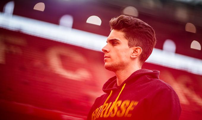 Španski nogometaš Borussie Marc Bartra je uspešno prestal operacijo zlomljenega desnega zapestja. | Foto: Getty Images