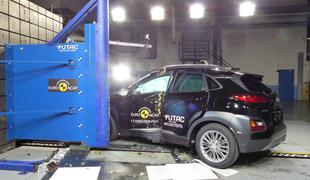 Euro NCAP: fiat punto najslabše v zgodovini preizkusnih trkov #foto #video