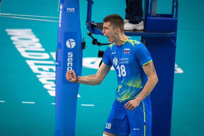 Tudi Klemen Čebulj ni pozabil ogovoriti FIVB. | Foto: FIVB