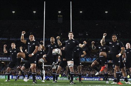 "All blacks" vendarle v črnih dresih