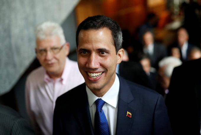 Venezuelski opozicijski voditelj Juan Guaido zanika navedbe, da naj bi sodeloval pri poskusu ugrabitve venezuelskega predsednika Nicolasa Madura. | Foto: Reuters