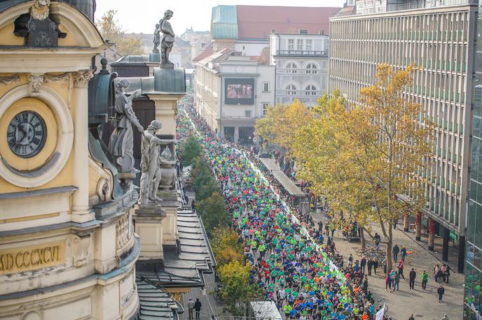 Ljubljanski maraton 2017 | Dogajanje na Ljubljanskem maratonu boste lahko spremljali tudi v neposrednem prenosu na Siol.net in na Planet TV. | Foto Damjan Končar