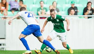 Olimpija v svojih vrstah zadržala mladega bočnega branilca