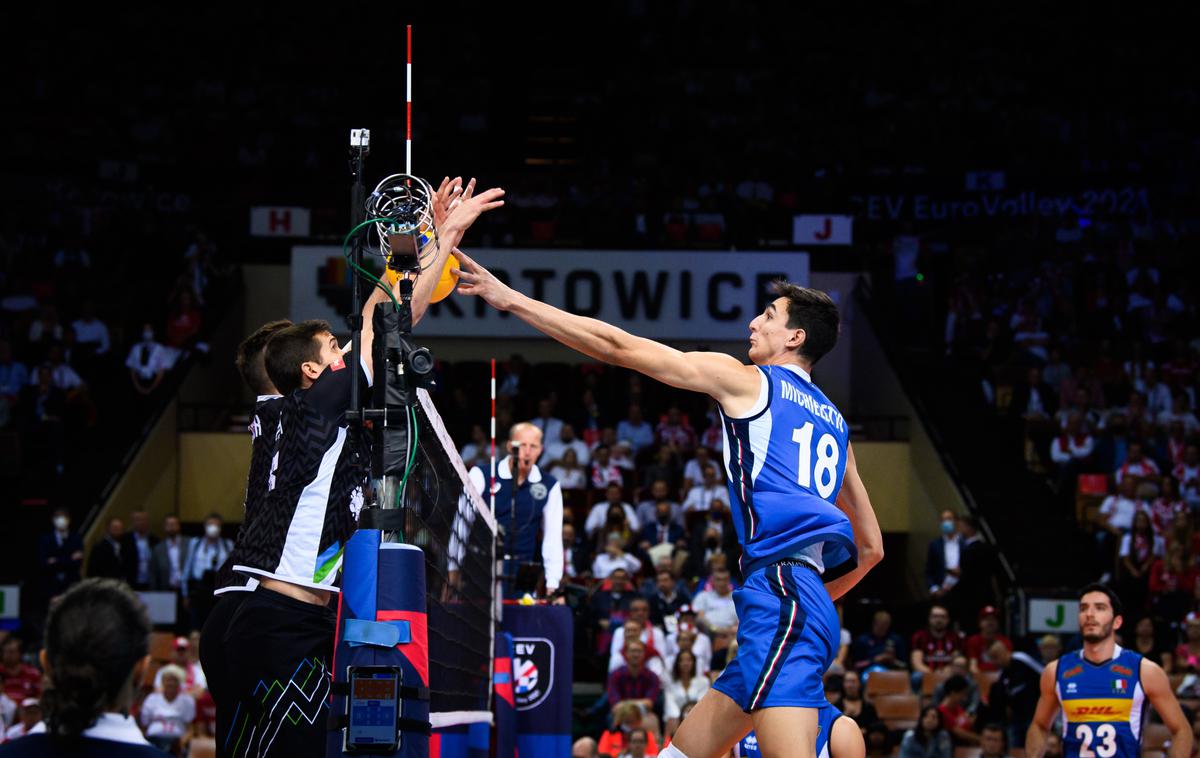 evropsko prvenstvo, finale, Slovenija Italija | Italijanski odbojkarji so po petih nizi strli Slovence, ki so vodili z 2:1, in se razveselila naslova evropskega prvaka. | Foto CEV