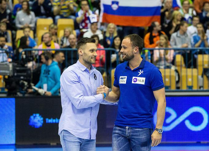 Zorman in Žvižej sta predstavila ekipi za rokometno simfonijo. | Foto: Vid Ponikvar/Sportida