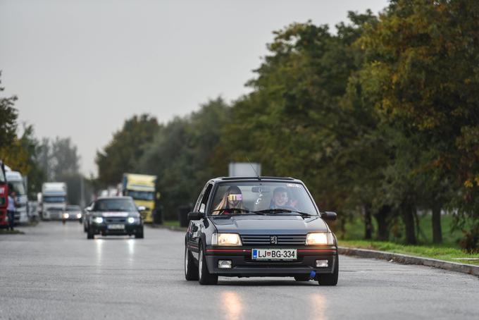 Ni pomembna starost ali ohranjenost vozila, pomembno je sodelovati in pri tem uživati. | Foto: Gašper Pirman