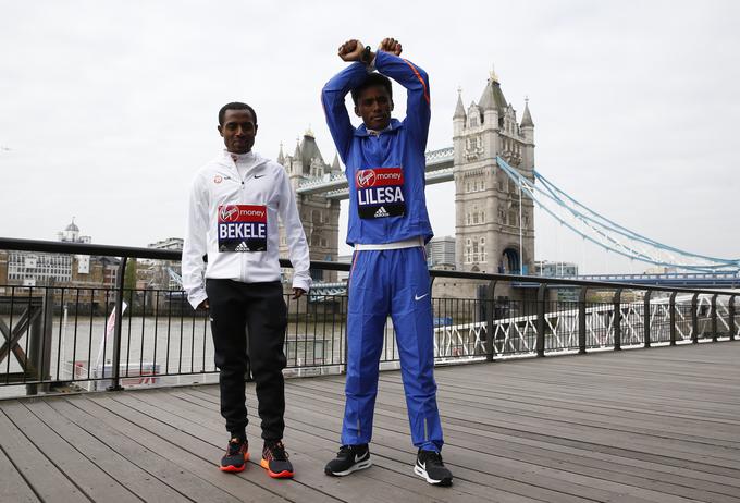 Prvi favorit Kenenisa Bekele in njegov rojak Feyisa Lilesa. | Foto: Reuters