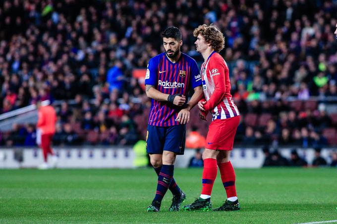 Z Antoinejem Griezmannom sta zamenjala drese. Medtem ko Urugvajec skupaj z Atleticom blesti, je s Francozom in Barcelono povsem drugače. | Foto: Guliverimage/Vladimir Fedorenko