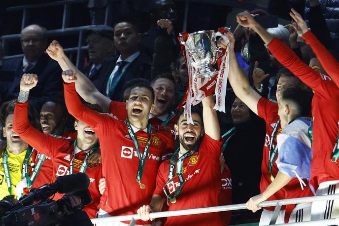 Manchester United ligaški pokal | Manchester United je dvignil svoj prvi pokal po šestih letih. | Foto Reuters