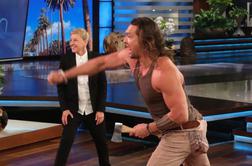 Jason Momoa obvlada sekiromet #video