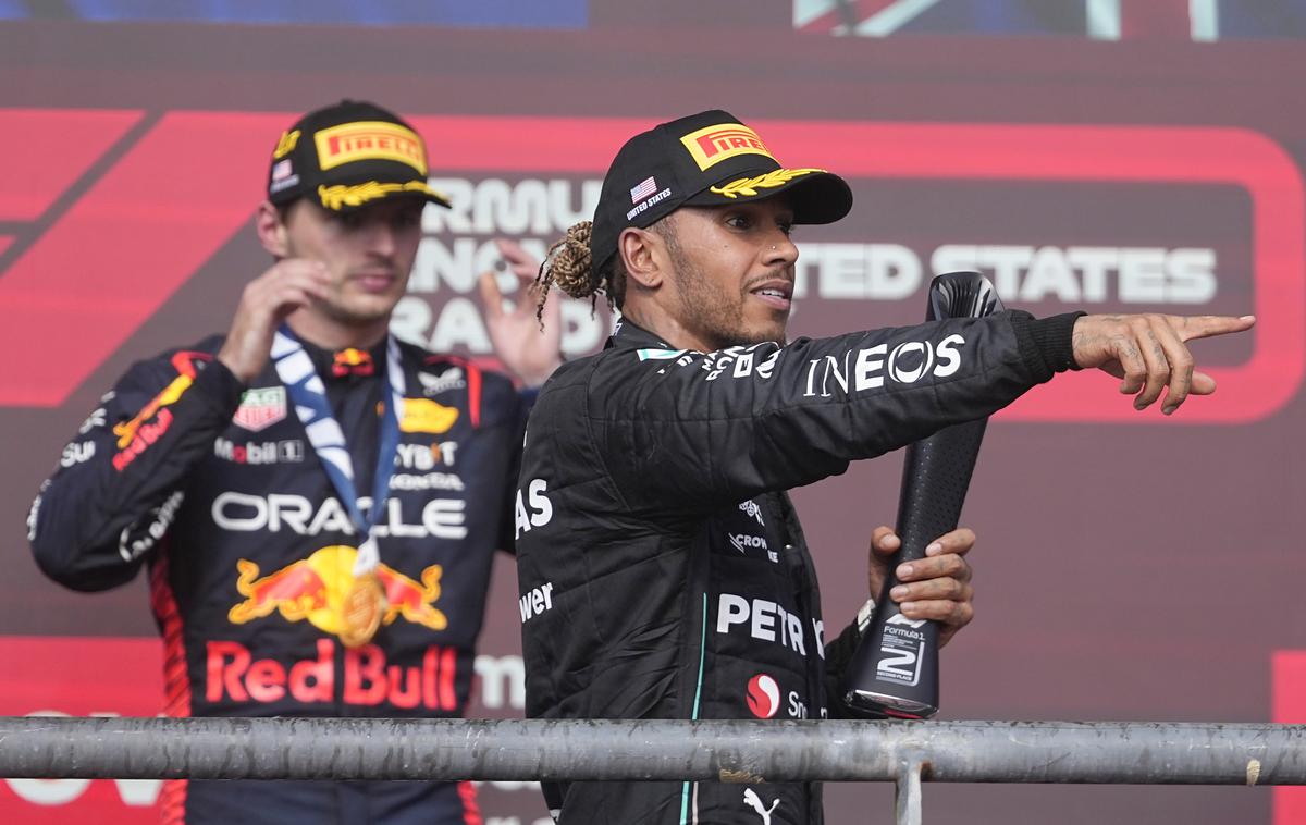 Lewis Hamilton | Britanski dirkač formule 1 Lewis Hamilton se je na dirki svetovnega prvenstva v Teksasu skoraj dokopal do zmage, nato pa je bil zaradi neskladnega podvozja diskvalificiran. Enaka usoda je doletela tudi Charlesa Leclerca. | Foto Guliverimage