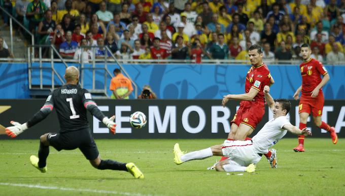 Belgija je v osmini finala ZDA premagala z 2:1, vratar Američanov Tim Howard pa je ubranil kar 16 strelov, ki so romali v okvir vrat, in postavil rekord svetovnih prvenstev. | Foto: Reuters