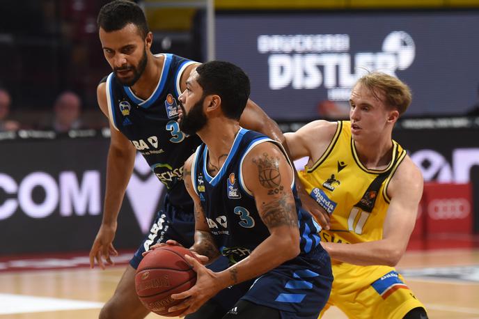 Alba Berlin | Košarkarji Albe iz Berlina so po dvanajstih letih znova osvojili nemško prvenstvo.  | Foto Getty Images