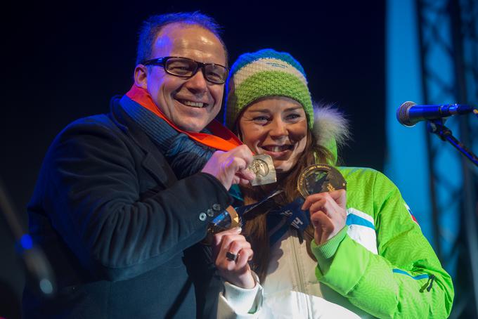 Jure Franko je osvojil prvo slovensko oz. takrat še jugoslovansko medaljo na zimskih olimpijskih igrah, Tina Maze je osvojila prvo zlato.  | Foto: 