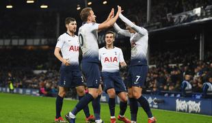 Tottenham diha za ovratnik vodilnima, tokrat se je znesel nad Evertonom