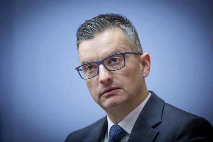 Marjan Šarec | Minister za obrambo Marjan Šarec je na družbenem omrežju delil razmišljanje o četrtkovem protestu poklicnih gasilcev. | Foto Ana Kovač