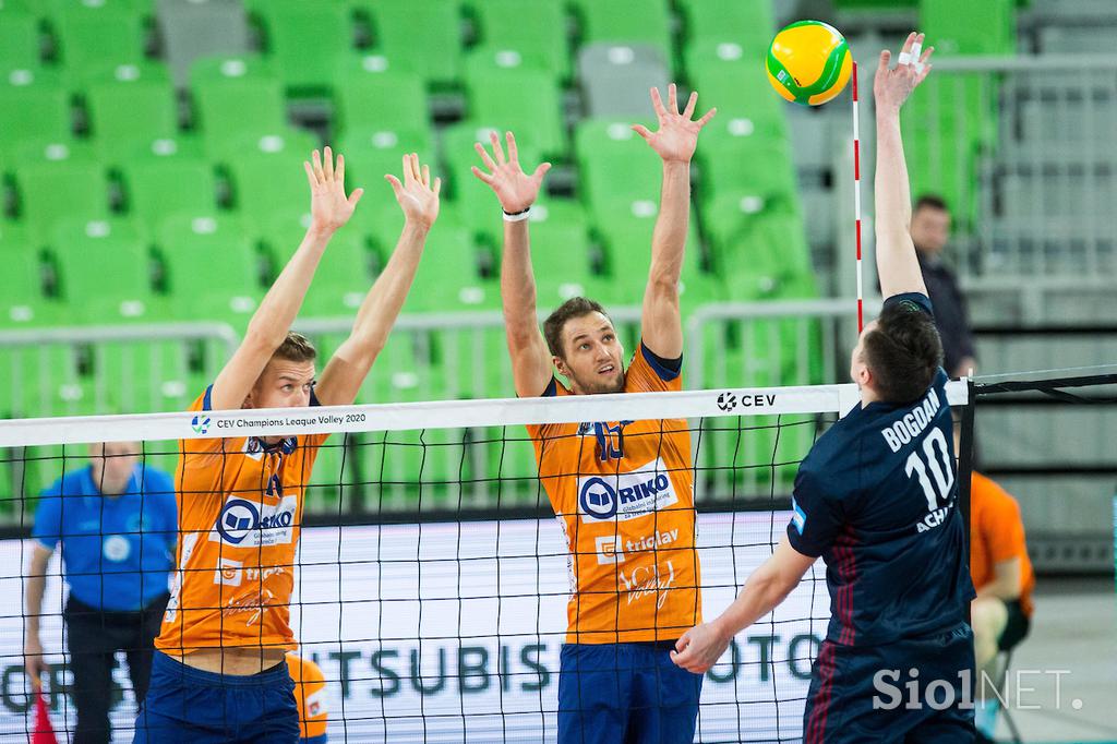 ACH Volley Ljubljana : Fakel Novy Urengoy