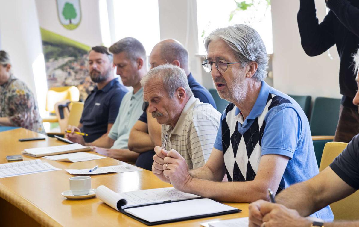 Boštjan Šefic na sestanku s koroškimi župani | Foto STA