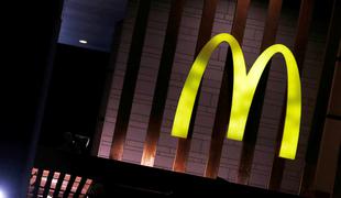 Direktor McDonald'sa odletel zaradi razmerja s sodelavko