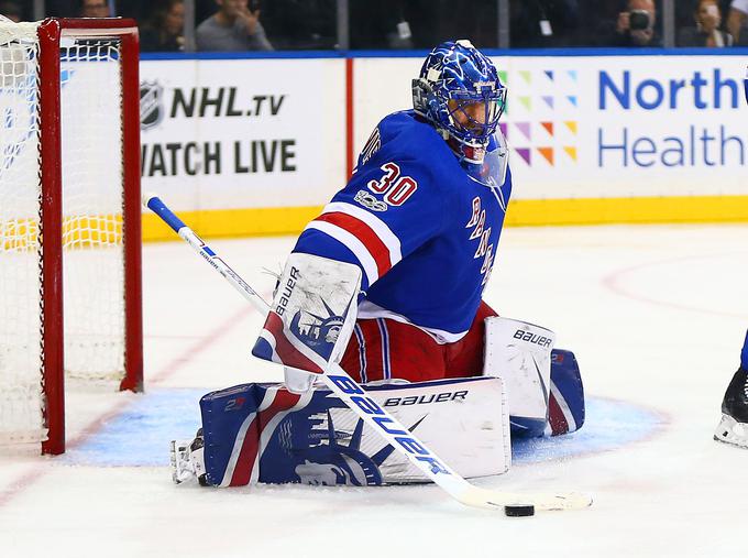 Švedski vratar v dresu Ny Rangers Henrik Lundqvist je zaustavil vseh 34 strelov gostov iz Kanade. | Foto: Reuters