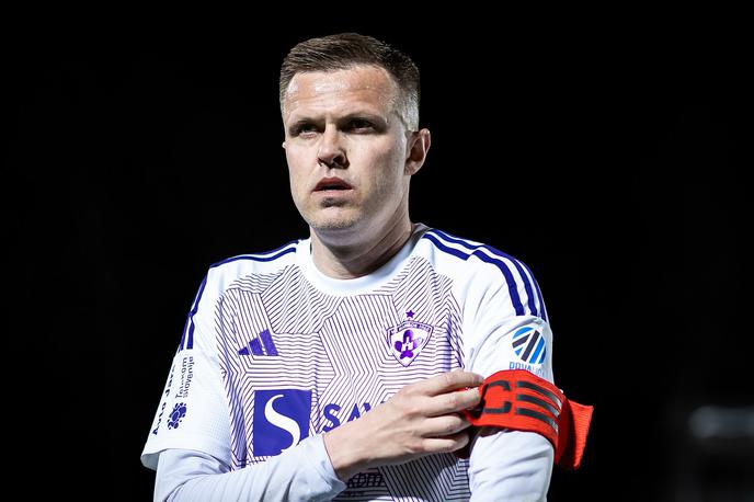 Josip Iličić | Josip Iličić si je z dobrimi predstavami v dresu Maribora izboril povratek v reprezentanco. | Foto Jure Banfi/alesfevzer.com