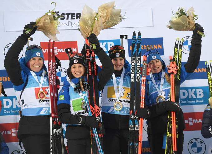  Anaïs Bescond (skrajno levo) je napovedala konec bogate kariere, v kateri je večino uspehov doživela na štafetnih tekmah. | Foto: Guliverimage/Vladimir Fedorenko