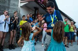 Slovenski šampion z lastno himno, ki je hvaležen tudi svojim kritikom #foto #video