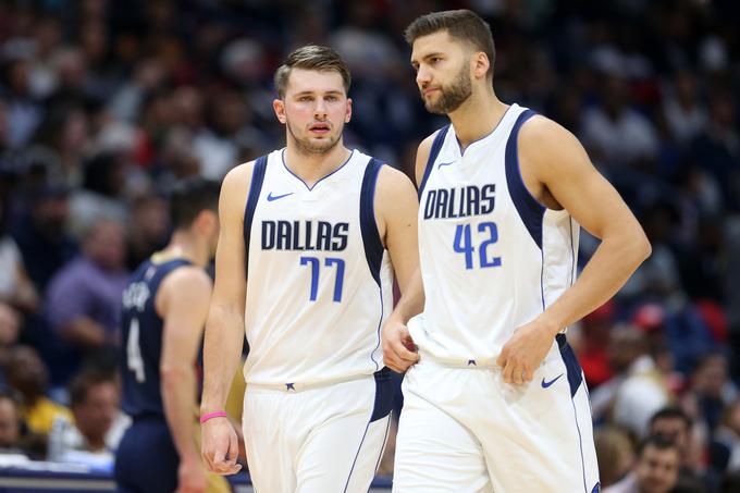 Če bi za Nemčijo v Tokiu igral tudi Maxi Kleber, bi se v četrtfinalu pomerila soigralca Dallas Mavericks. | Foto: Reuters