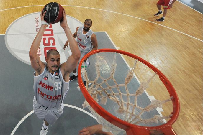 Maik Zirbes | Cedevito Olimpijo je okrepil nemški center Maik Zirbes. | Foto Sportida