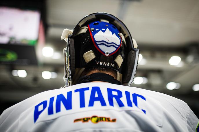 slovenska hokejska reprezentanca pripravljalni turnir Matija Pintarič | Vratar Matija Pintarič bo še peto sezono zapored branil za Rouen. | Foto Grega Valančič/Sportida