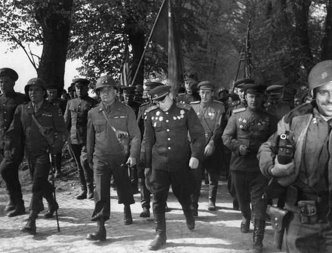 26. aprila 1945 so se v kraju Torgau, ki leži južno od Berlina ob reki Labi, srečale ameriške in sovjetske sile. | Foto: Guliverimage