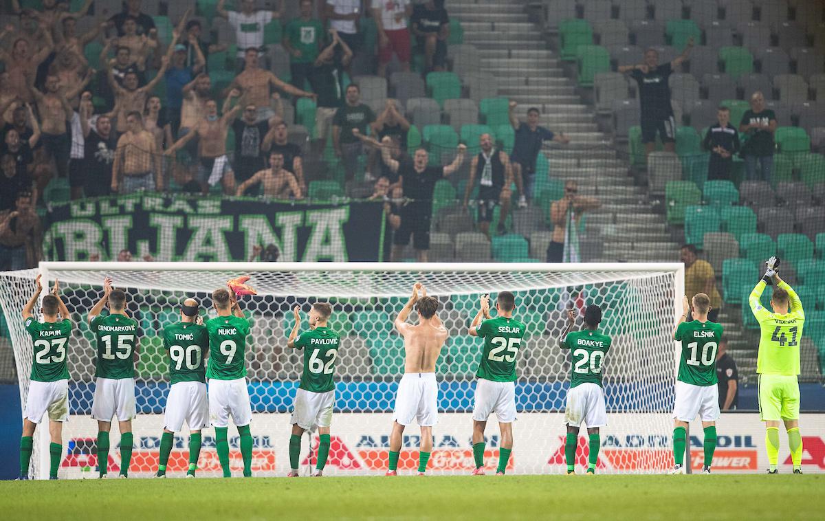 Olimpija Santa Clara | Nogometaši Olimpije so po koncu evropske sezone prejeli glasno podporo navijačev. Zdaj se bodo osredotočili na cilje na domačem prvenstvu. | Foto Grega Valančič/Sportida