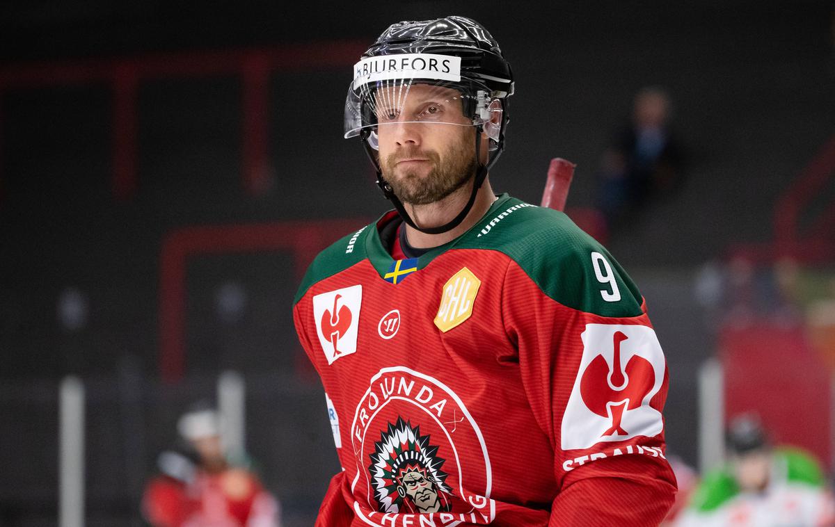 Jan Muršak | Zmagovalka zadnjih dveh izvedb Frölunda, za katero igra Jan Muršak, se bo v osmini finala pomerila z nemškim Adler Mannheimom. | Foto Guliverimage