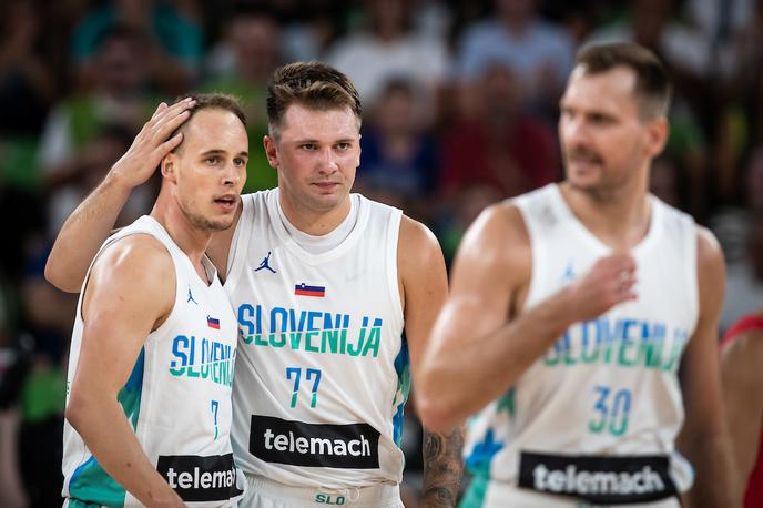 Slovenija - Črna gora, prijateljska košarkarska tekma | Klemen Prepelič in Luka Dončić sta proti Črni gori dosegla skoraj polovico vseh slovenskih točk (17 in 34 od 104). | Foto Matic Klanšek Velej/Sportida