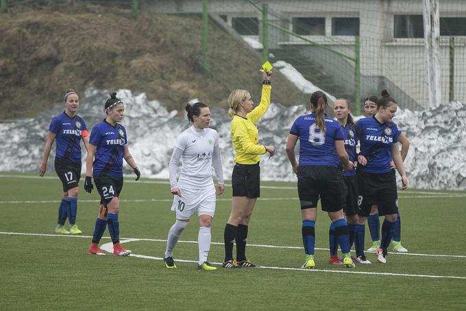 Aleksandra Česen nogometna sodnica | Foto: Ana Kovač