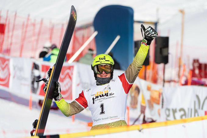 Mastnak je januarja v Scuolu osvojil 3. mesto, nekaj ur zatem so v slovenski ekipi odkrili prvo okužbo z novim koronavirusom. Z izjemo Šušteršiča in serviserja je zbolela celotna reprezentanca. | Foto: Miha Matavž/FIS