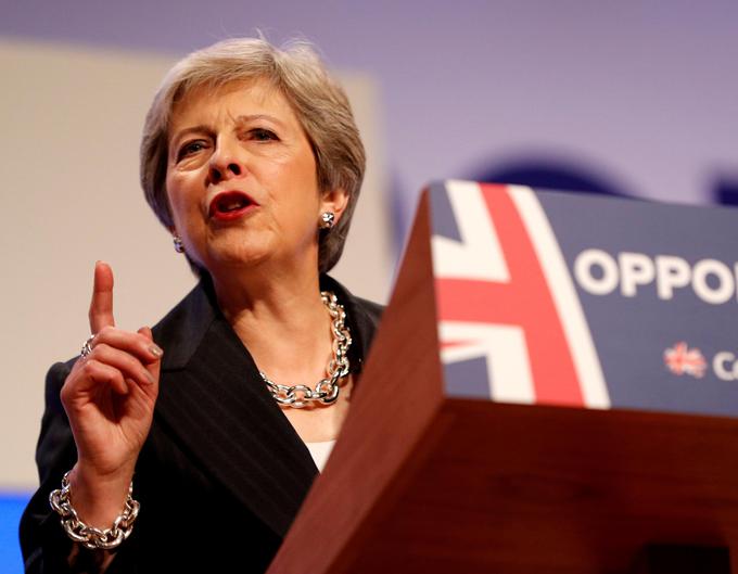 Britanski parlament naj bi o ločitvenem sporazumu med Združenim kraljestvom in EU spet glasoval 13. februarja. Na fotografiji britanska predsednica vlade Theresa May. | Foto: Reuters