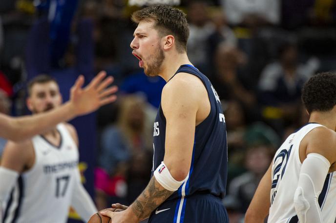 Luka Dončić | Luka Dončić je popeljal Dallas do četrte zmage na gostovanjih, na katerih njegovo moštvo ostaja neporaženo v tej sezoni. | Foto Reuters