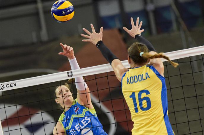 Slovenija - Ukrajina, slovenska odbojkarska reprezentanca | Slovenke so s 3:2 v nizih odpravile Ukrajinke. | Foto CEV